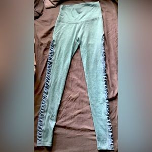 Aerie chill play move seafoam green ruched leggings